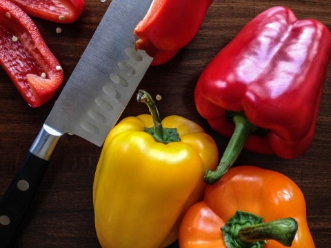 La rapida ricetta dei peperoni fritti con pangrattato