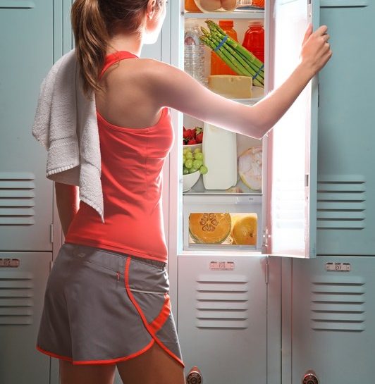 Dimmi a che ora fai sport e ti dirò cosa mangiare