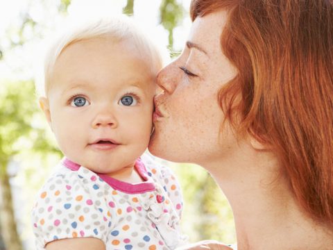 Bonus care: è quello che serve a una mamma lavoratrice?