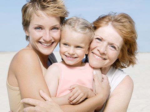 Vacanza con mamma e suocera? Le regole per non impazzire