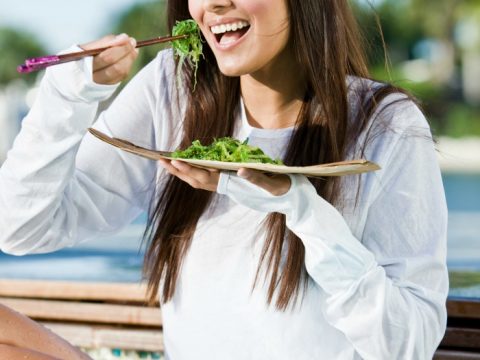 I 10 cibi che ti aiutano a riposare bene