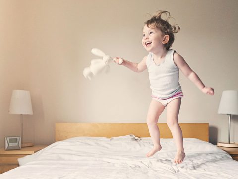 Le erbe della buona notte che aiutano i bambini a dormire