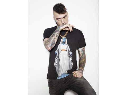 Sisley lancia "NoGodz", la linea streetwear disegnata da Fedez