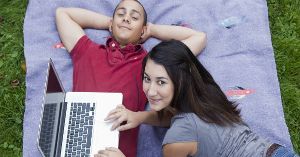 I rapporti con gli ex, via social