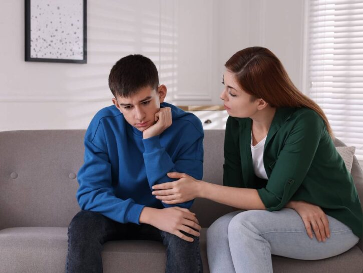 Come aiutare un adolescente a superare una delusione d'amore