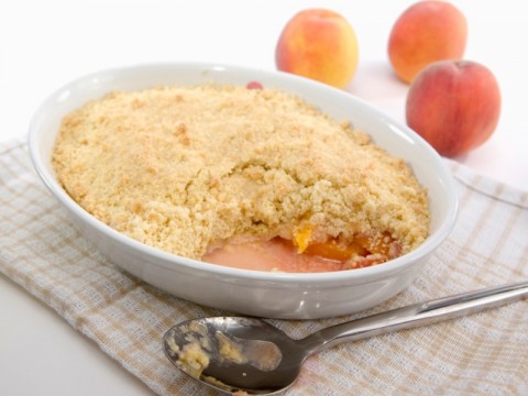 Crumble vegano di pesche