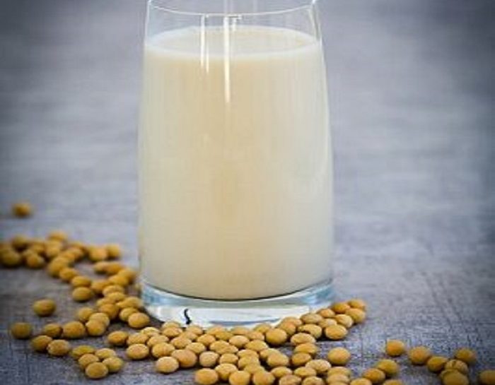Il latte di soia : un'alternativa