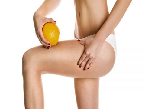 Cellulite: prova il massaggio fai da te con il miele