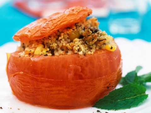 Pomodori ripieni al tonno e cous cous