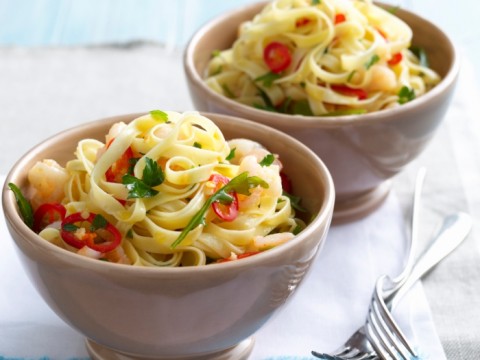 Pasta con pesce spada, arancia e pistacchi