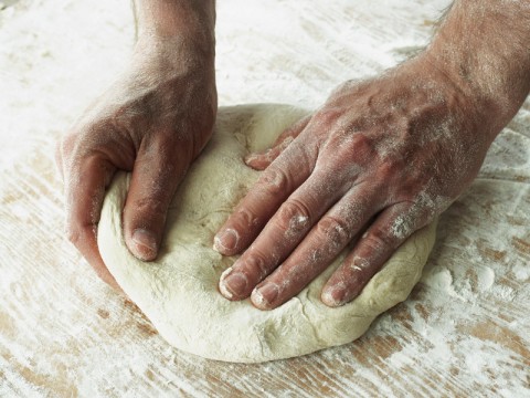 Pizza con i fichi, ricotta e rosmarino