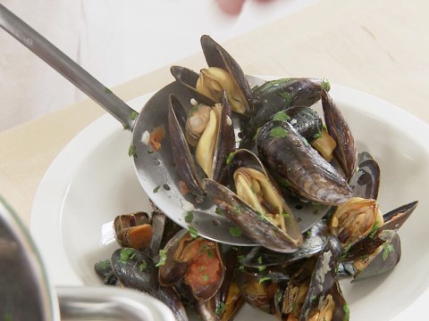 La ricetta delle cozze alla marinara