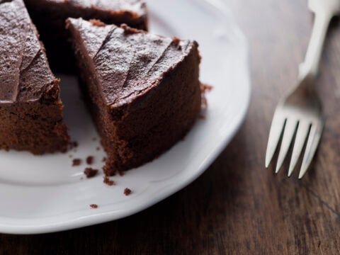 Torta crudista al cioccolato