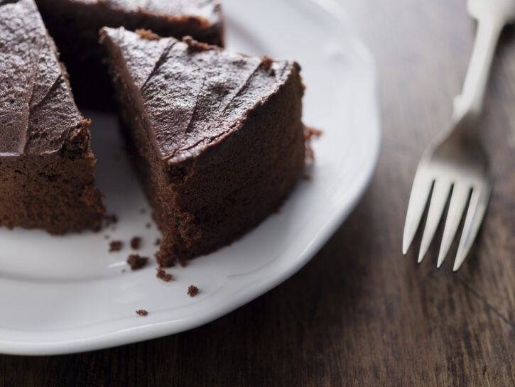 Torta crudista al cioccolato