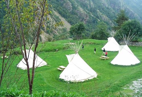 Tipis Indiens, Francia