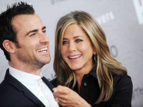 Jennifer Aniston è incinta di due gemelle