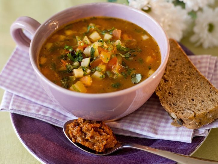 Zuppe e minestroni cucinati con amore