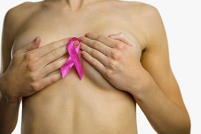 Dall'autopalpazione alla mammografia ecco l'iter per una buona prevenzione