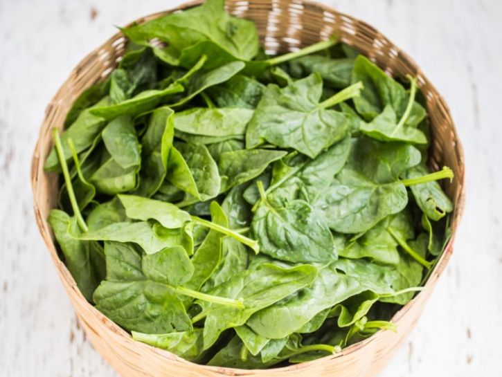 Come fare la zuppa di spinaci e avena