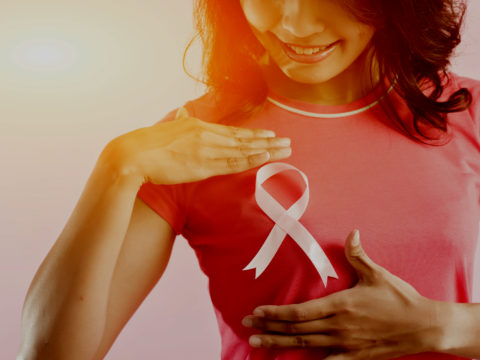 Dall'autopalpazione alla mammografia: tutti i gesti di prevezione