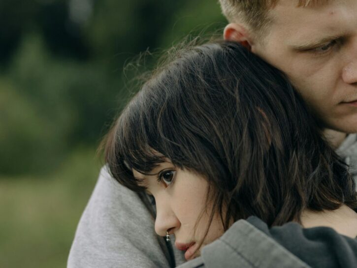5 cose che ti fanno capire che per lei sei solo un amico