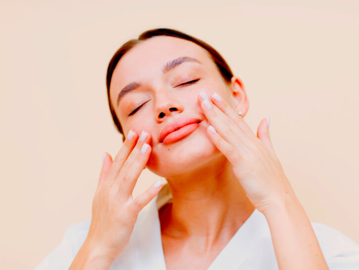 Massaggio del viso, principali tecniche 