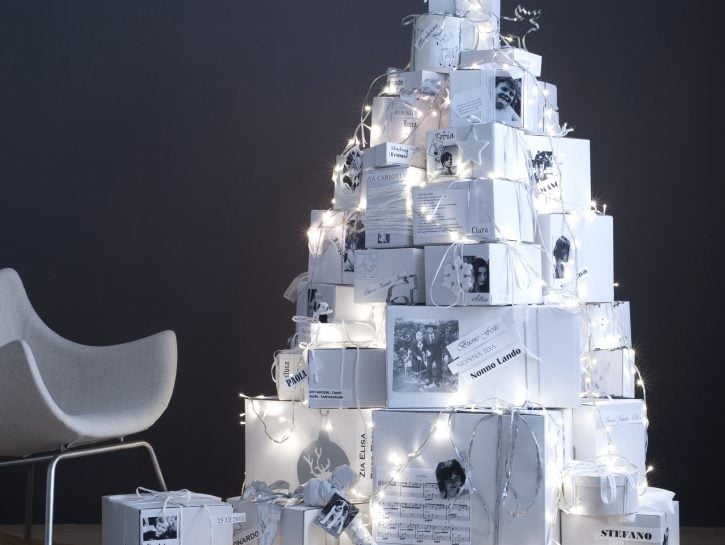 Idee Albero Di Natale.20 Idee Creative Per Addobbare L Albero Di Natale Low Cost