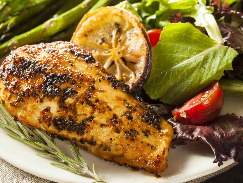 Pollo al limone: le proprietà di questo gustoso piatto