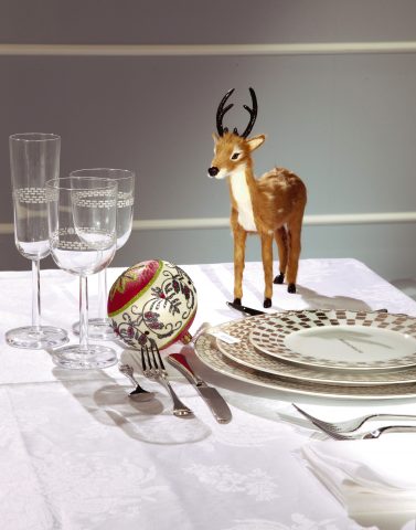 TAVOLA DI NATALE CON IRONIA Cosa ne dici di rendere più allegra la tavola delle feste posizionando