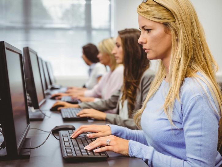 Donne e lavoro: cosa ci serve davvero