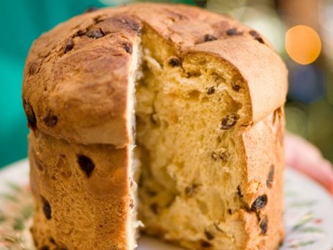 A dieta mangiando i dolci natalizi