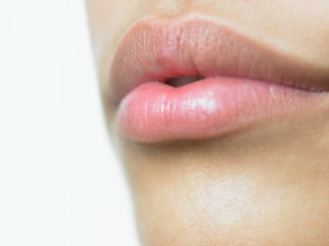 I 7 rimedi naturali per le labbra screpolate