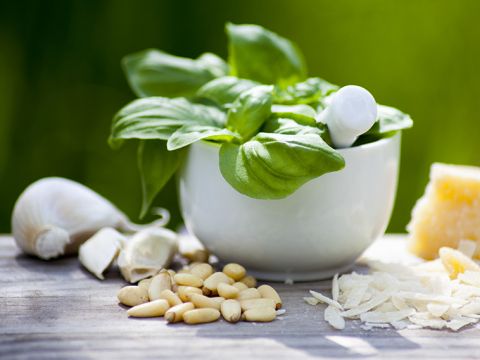 Come fare il pesto alla genovese in casa