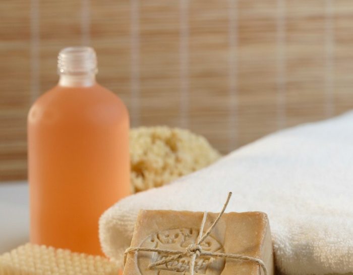 Con erbe aromatiche e limone