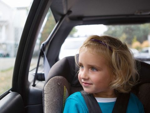 Seggiolino auto: come scegliere quello giusto per il tuo bambino