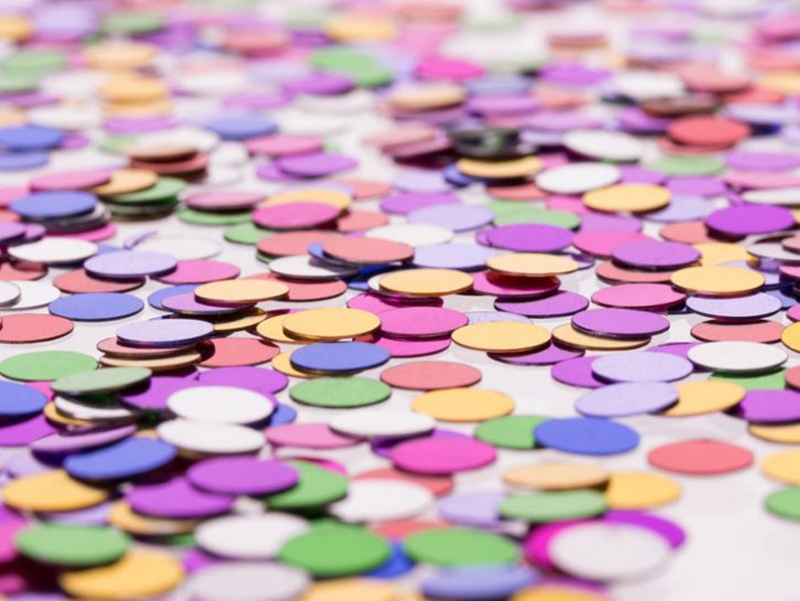 Realizzare i coriandoli con la perforatrice