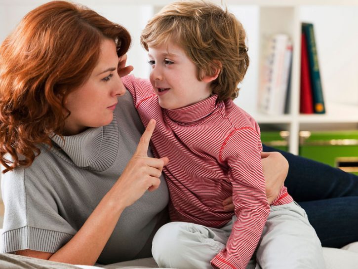 
 Il più delle volte i bambini vivono le regole come divieti, prescrizioni volute e create da noi a