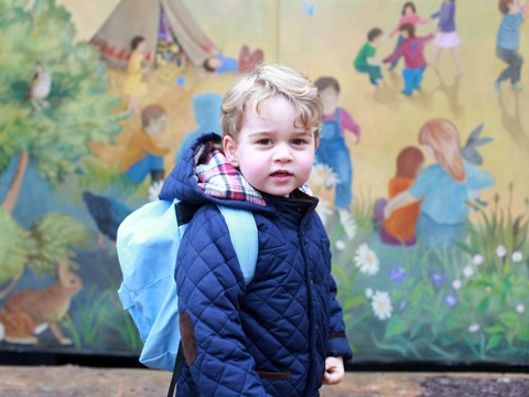 Il piccolo principe George è cresciuto e va all'asilo