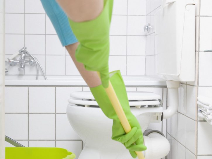 Pulire bagno e cucina: pulizie di casa