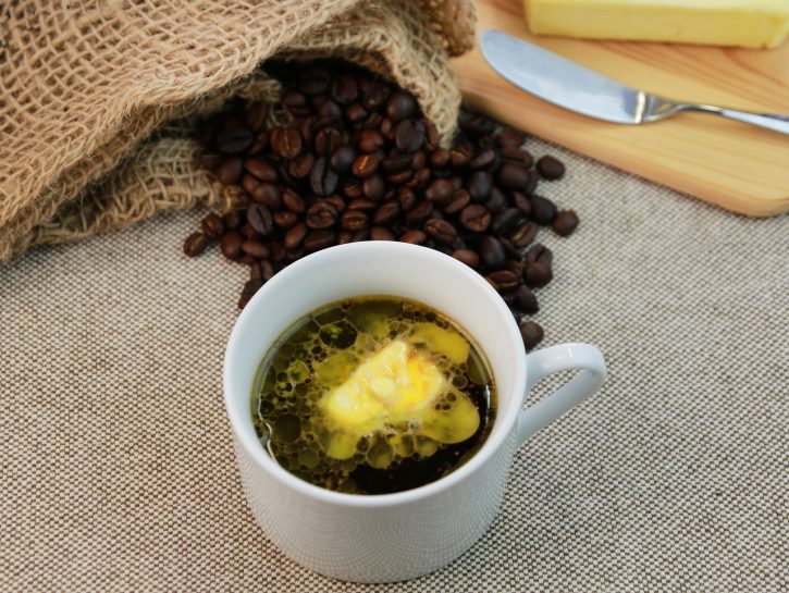 Bulletproof coffee: la nuova dieta delle star di Hollywood