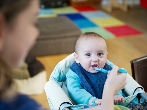Bonus baby sitter: come inoltrare la domanda all'Inps