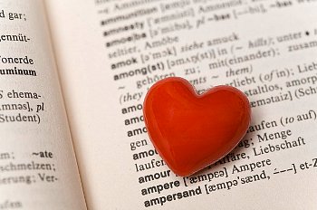 L'amore è un libro meraviglioso: cinque romanzi per San Valentino