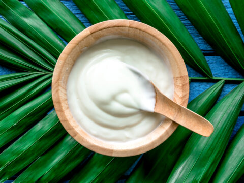 4 modi alternativi per usare lo yogurt come rimedio naturale beauty