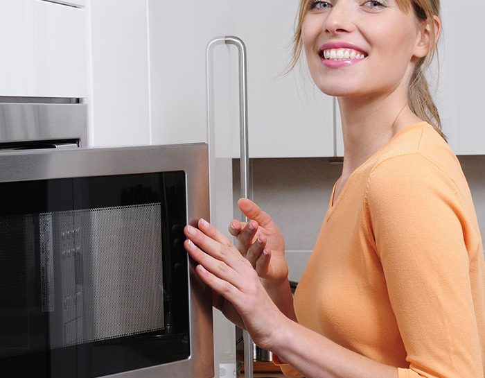 Come cucinare con il microonde