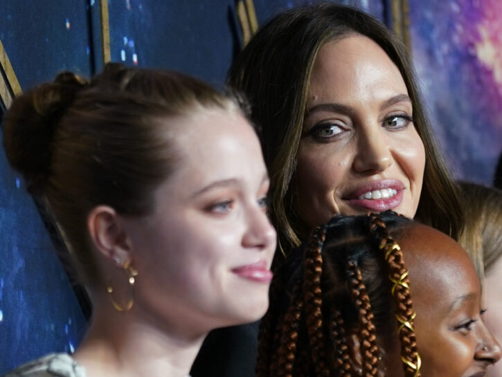 Shiloh Jolie-Pitt è bella come Angelina