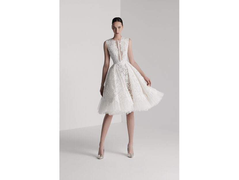 Abiti da sposa corti 2019: 15 modelli di tendenza per il giorno del sì