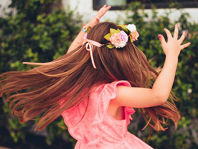 Acconciature bambina: capelli da favola
