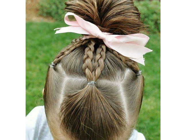 Acconciature Bambina Capelli Da Favola Donna Moderna acconciature-bambina-capelli-da-favola-donna-moderna