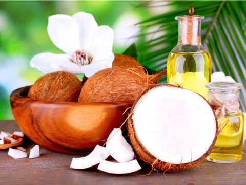 Cinque cose che puoi fare con l'olio di cocco