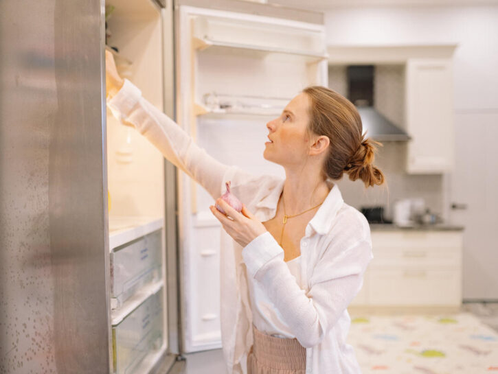 Come sbrinare il freezer: guida completa con trucchi e consigli per farlo in modo rapido e sicuro